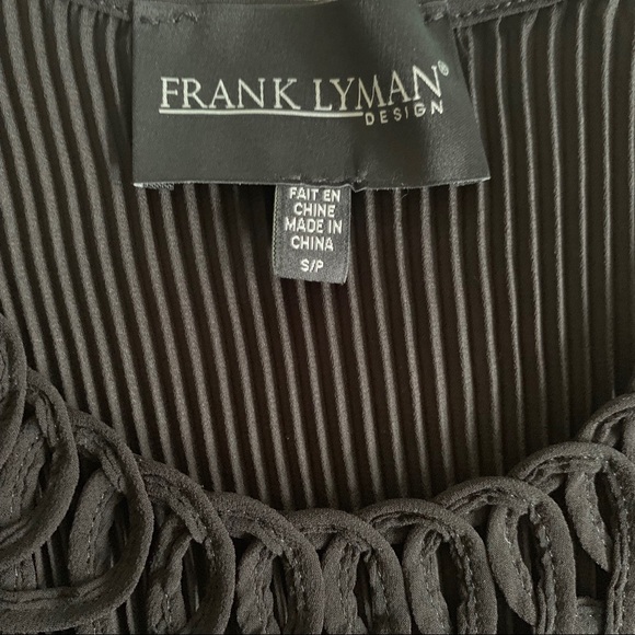 FRANK LYMAN off shoulder top SMALL - Picture 9 of 9